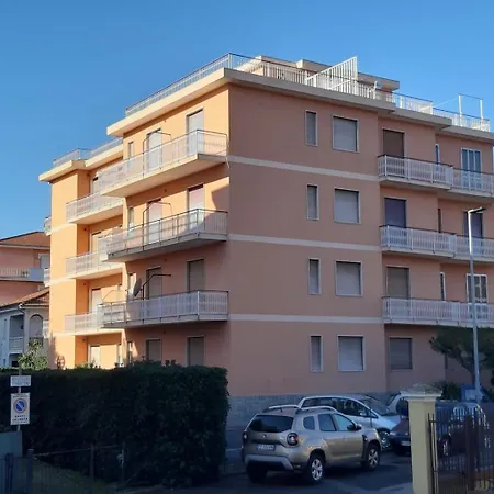 Giulia2 - Palazzo Milano Apartamento *