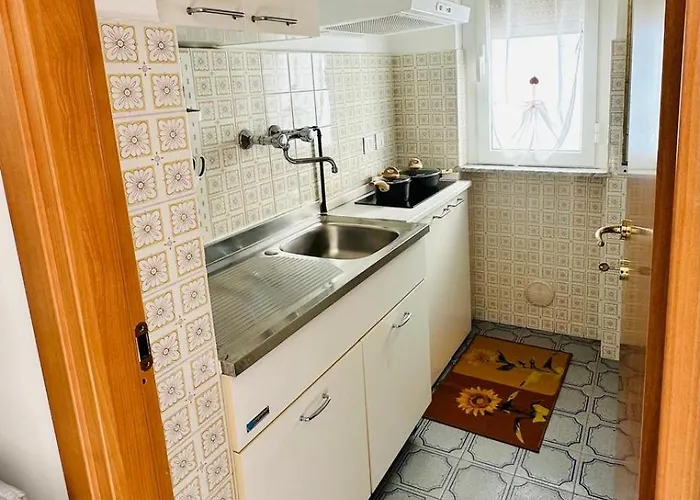 Giulia2 - Palazzo Milano * Diano Marina